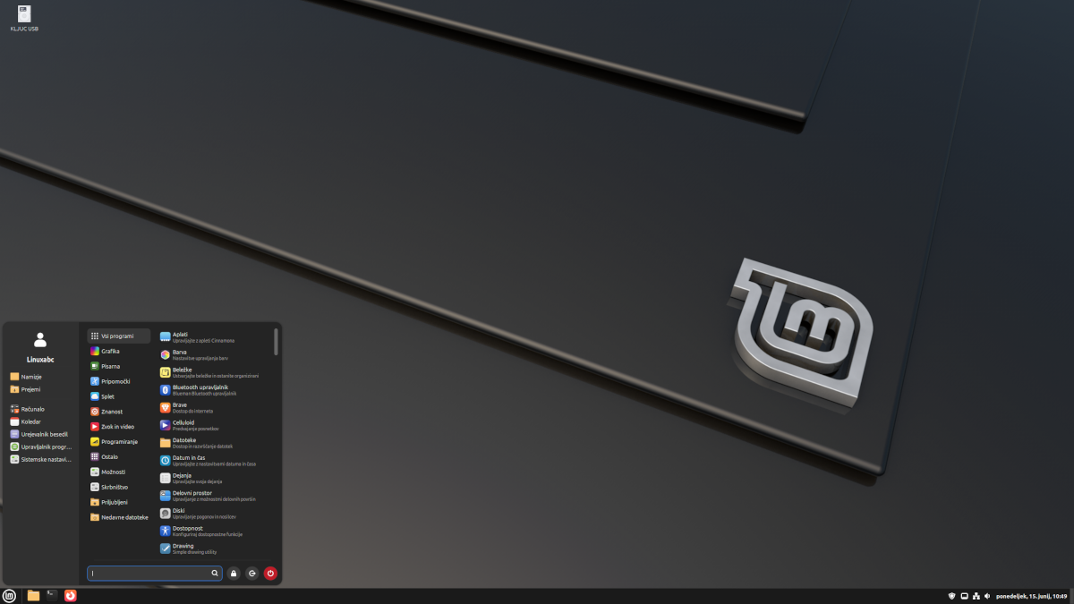 Namizno okolje Cinnamon v Linux Mint