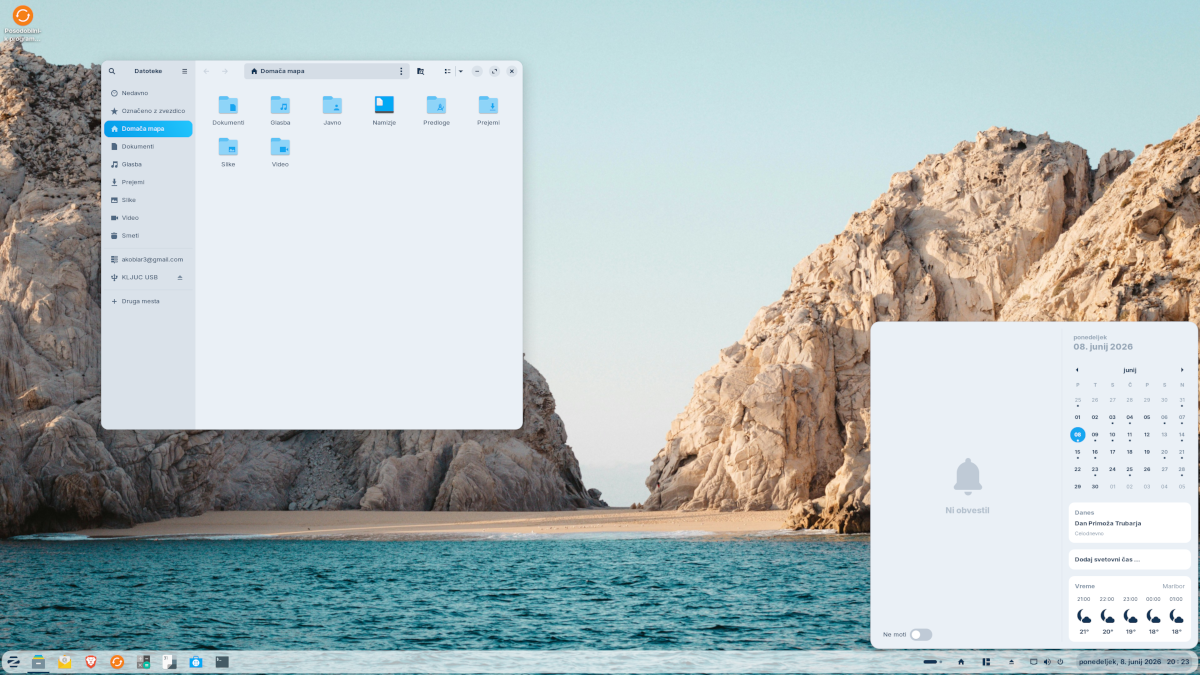 Zorin OS datoteke, koledar in obvestila